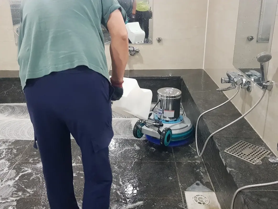 아산시 선장면 찜질방 수전·샤워기 건식 사우나 위생청소 사례 - 행진크린